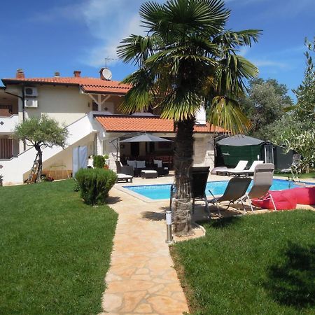 Holiday Home Villa Ivan Umago Esterno foto