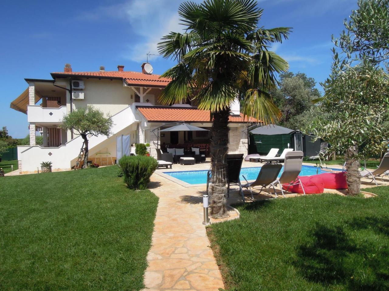 Holiday Home Villa Ivan Umago Esterno foto